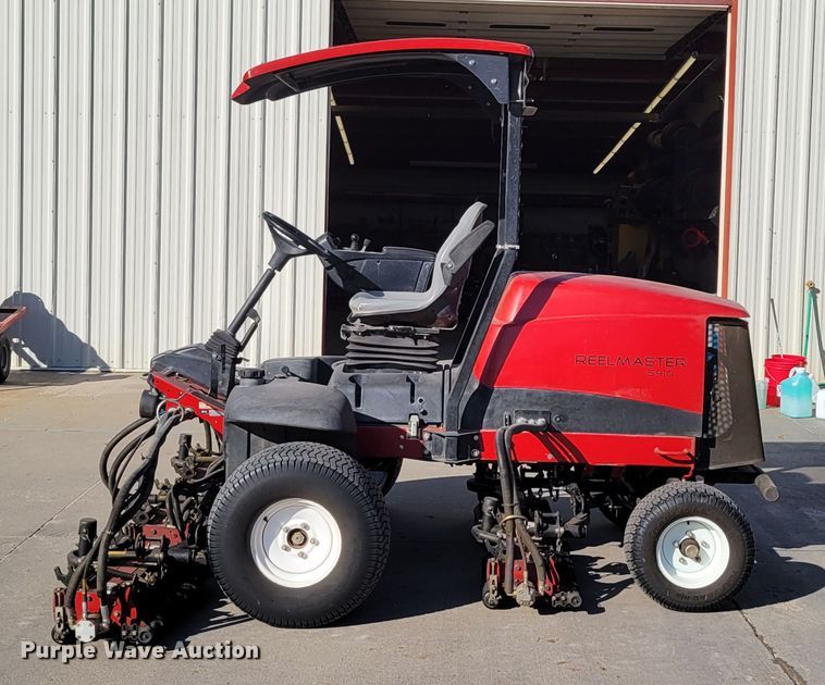 image for item JZ9144 2010 Toro Reelmaster 5410  reel mower