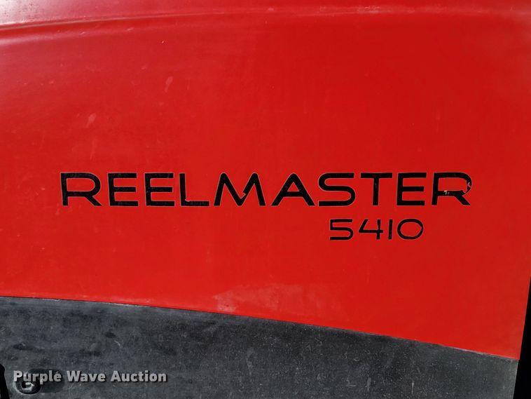 image for item JZ9144 2010 Toro Reelmaster 5410  reel mower