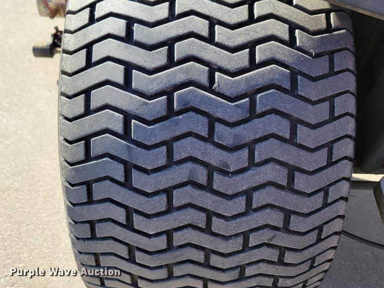 image for item JZ9144 2010 Toro Reelmaster 5410  reel mower