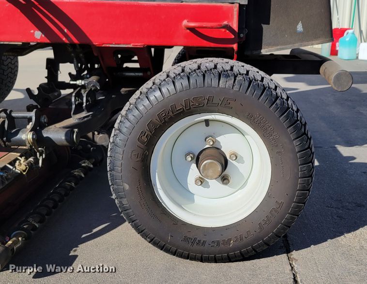 image for item JZ9144 2010 Toro Reelmaster 5410  reel mower