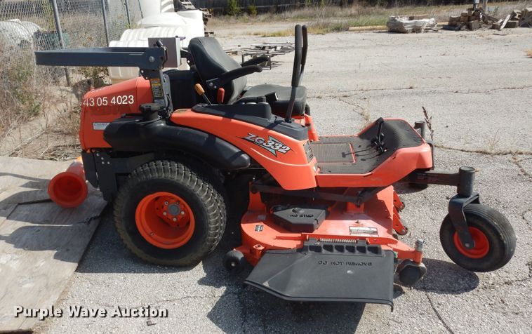 image for item KF9243 Kubota ZG332  ZTR lawn mower