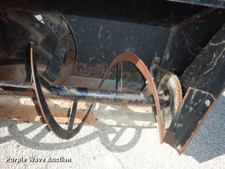 image for item KF9249 New Holland 716B  snow blower