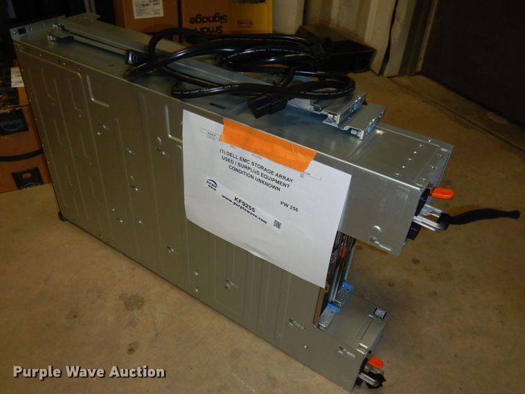 image for item KF9255 Dell SCV3000  storage array