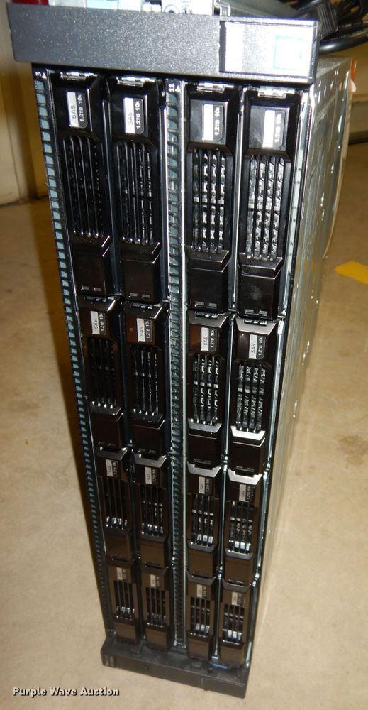 image for item KF9255 Dell SCV3000  storage array