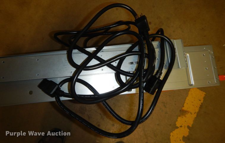 image for item KF9255 Dell SCV3000  storage array