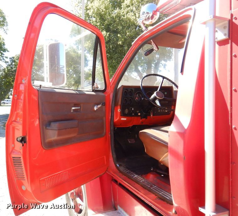 image for item KF9451 1975 Chevrolet C65  pumper fire truck