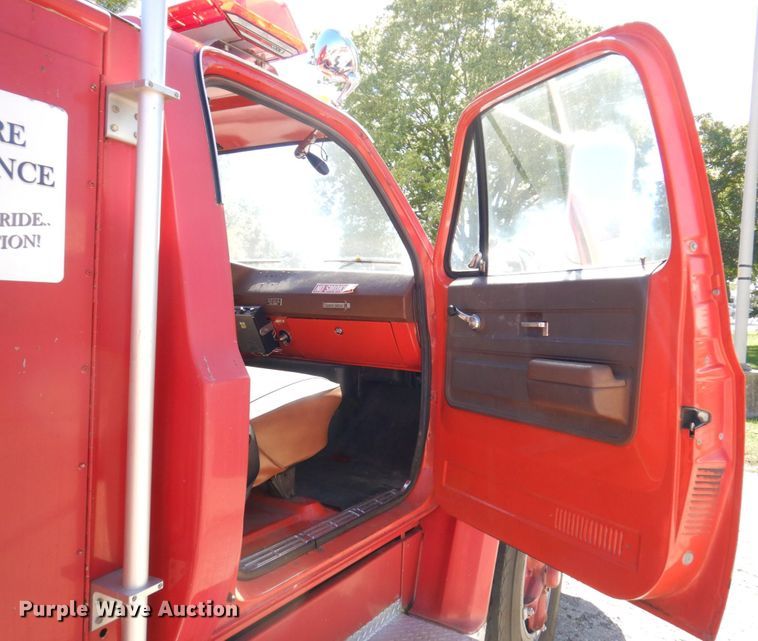 image for item KF9451 1975 Chevrolet C65  pumper fire truck