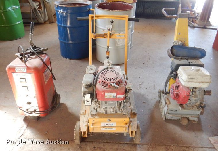 image for item KF9452 (2) Von ARX bump grinders