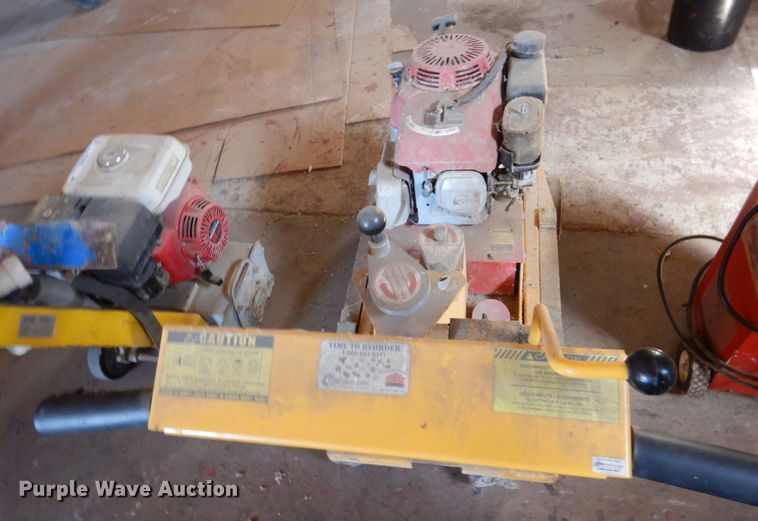 image for item KF9452 (2) Von ARX bump grinders