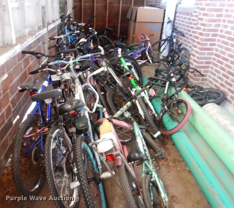 image for item KF9455 Approximately 40 bicycles