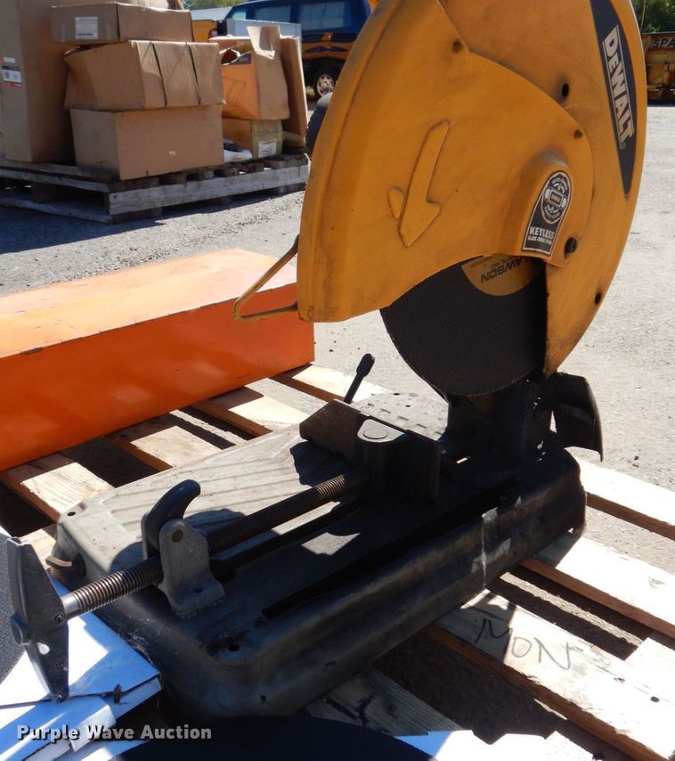 image for item KF9460 DeWalt D28715  metal saw