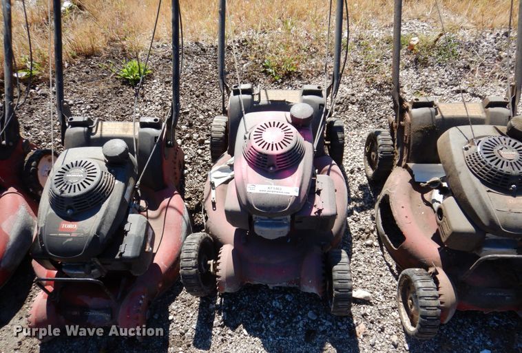 image for item KF9463 (7) lawn mowers