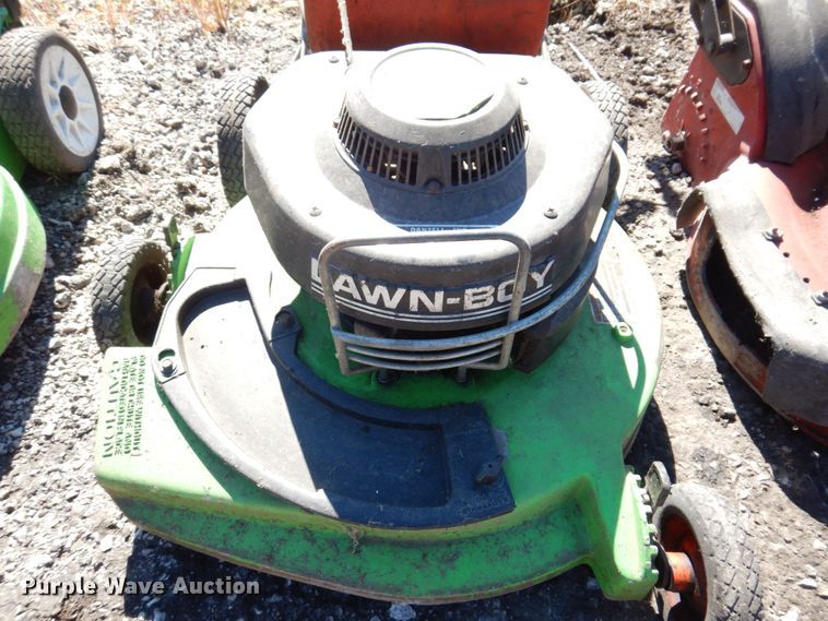 image for item KF9463 (7) lawn mowers