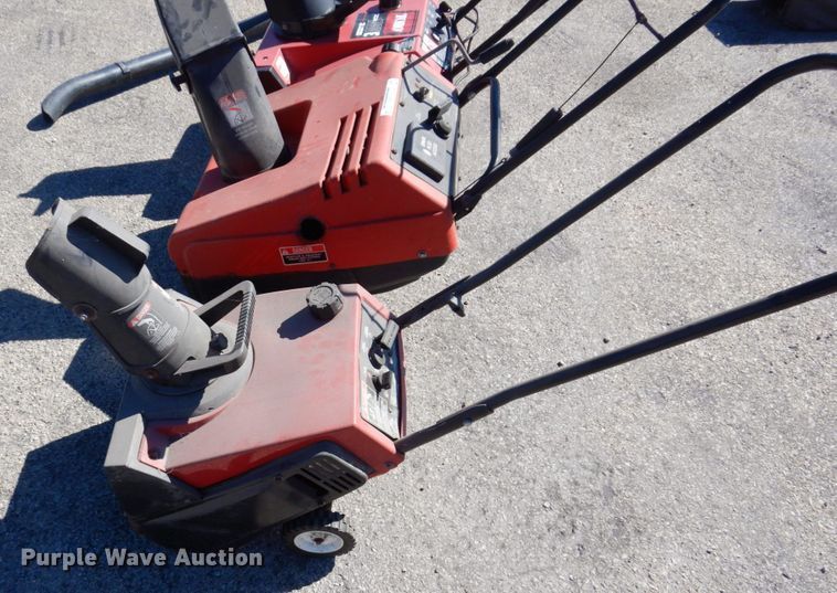 image for item KF9464 (4) snow blowers