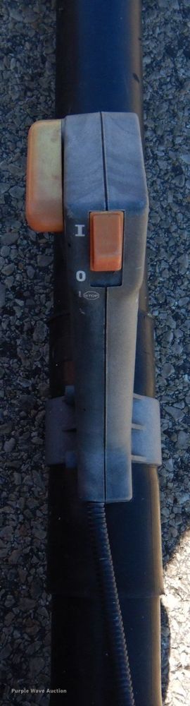 image for item KF9464 (4) snow blowers