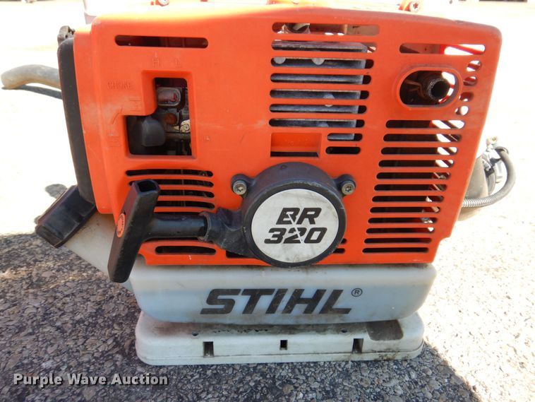 image for item KF9464 (4) snow blowers