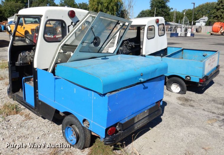 image for item KF9466 1991 Cushman Trusckster  utility vehicle