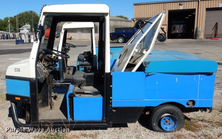 image for item KF9466 1991 Cushman Trusckster  utility vehicle