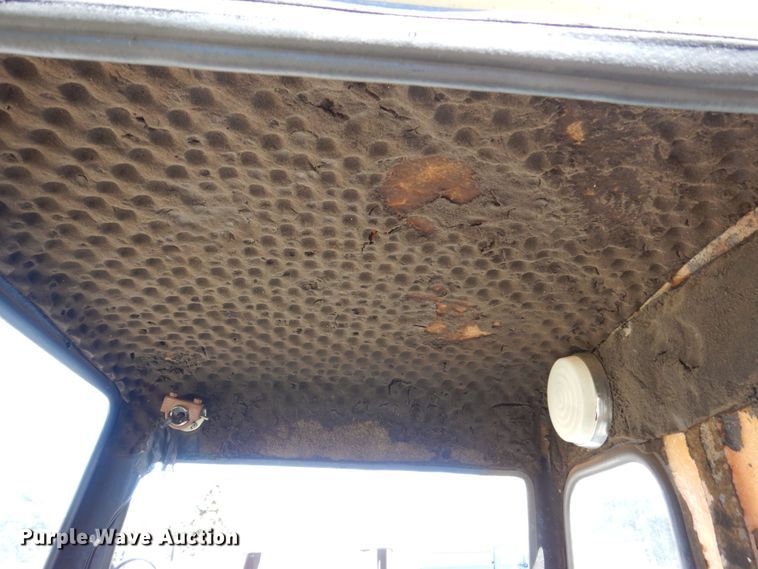 image for item KF9466 1991 Cushman Trusckster  utility vehicle