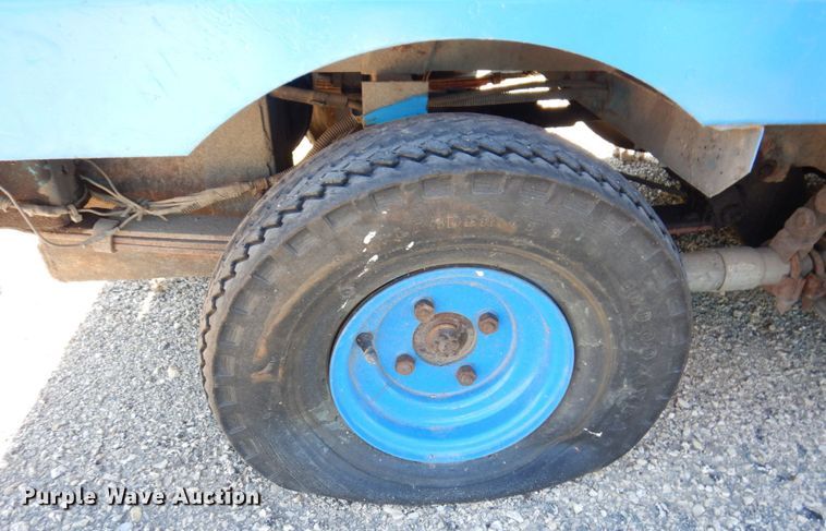 image for item KF9466 1991 Cushman Trusckster  utility vehicle