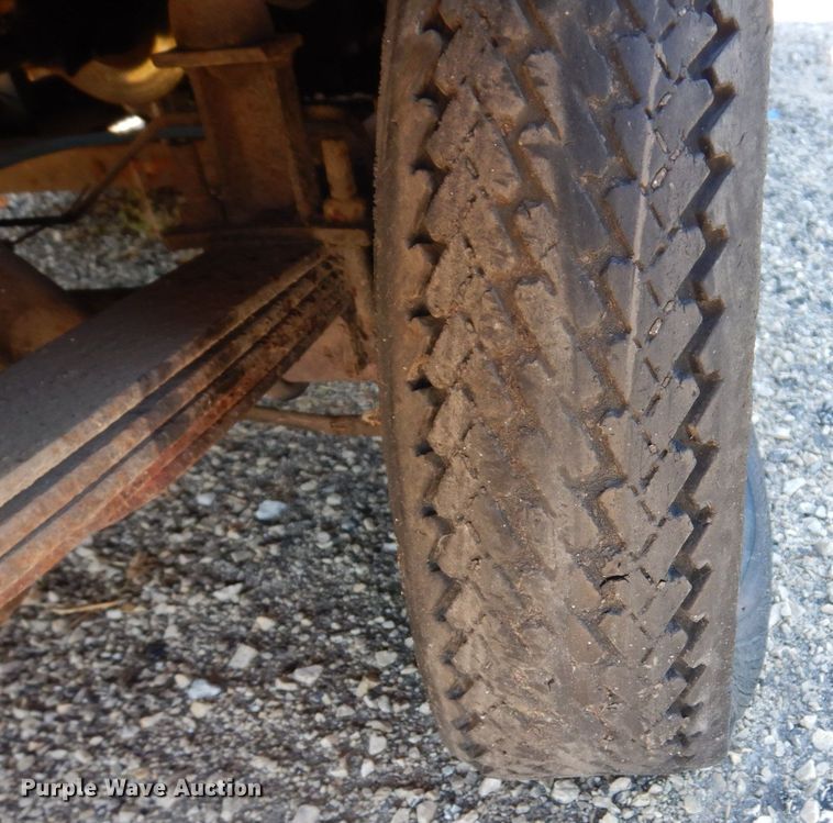 image for item KF9466 1991 Cushman Trusckster  utility vehicle