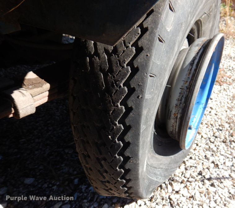 image for item KF9466 1991 Cushman Trusckster  utility vehicle