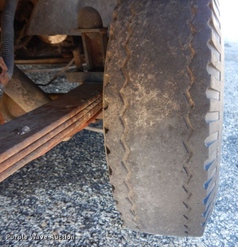 image for item KF9466 1991 Cushman Trusckster  utility vehicle