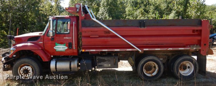image for item KF9490 2010 International 7400  dump truck