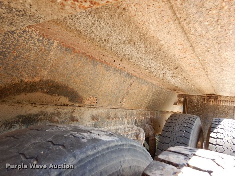 image for item KF9490 2010 International 7400  dump truck