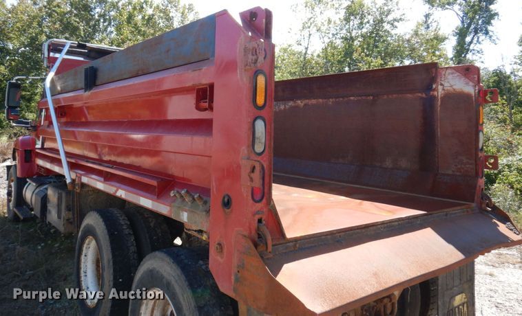 image for item KF9490 2010 International 7400  dump truck