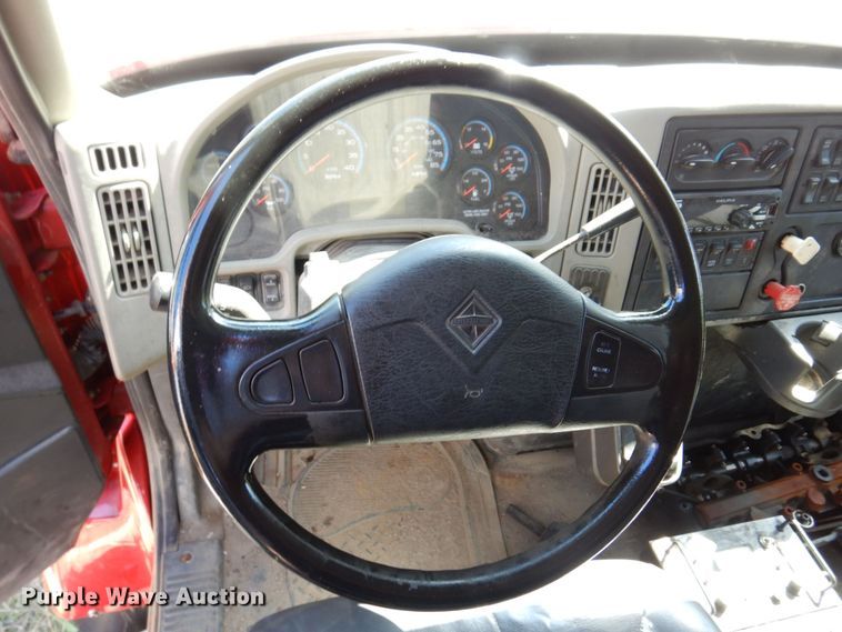 image for item KF9490 2010 International 7400  dump truck