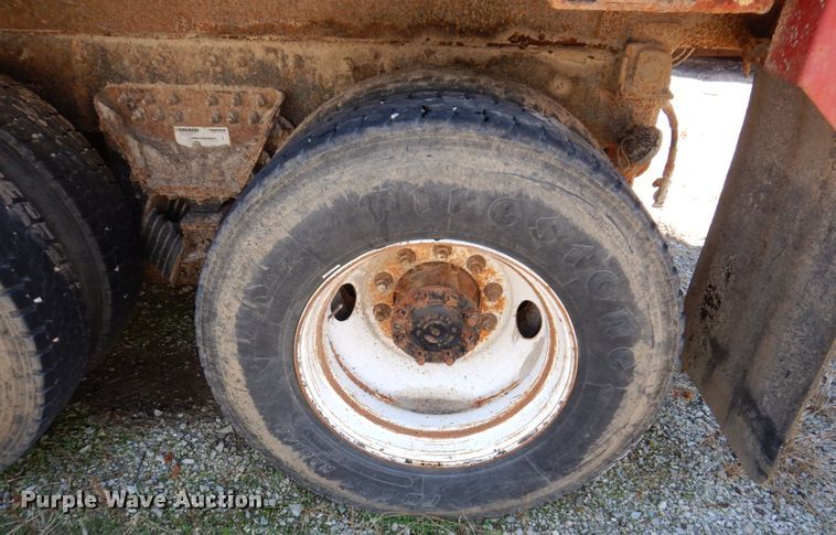 image for item KF9490 2010 International 7400  dump truck