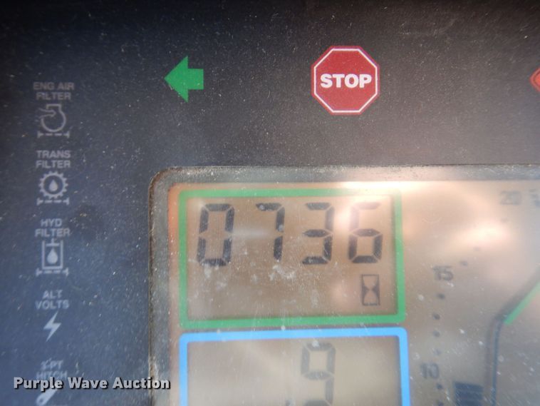 image for item KF9492 2000 John Deere 7210  tractor