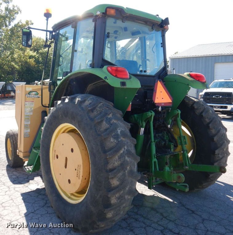 image for item KF9493 2006 John Deere 6615  tractor