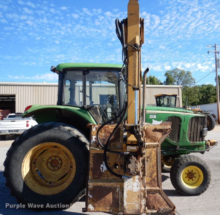 image for item KF9493 2006 John Deere 6615  tractor