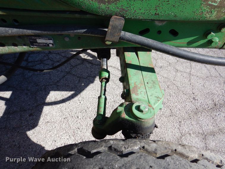 image for item KF9493 2006 John Deere 6615  tractor