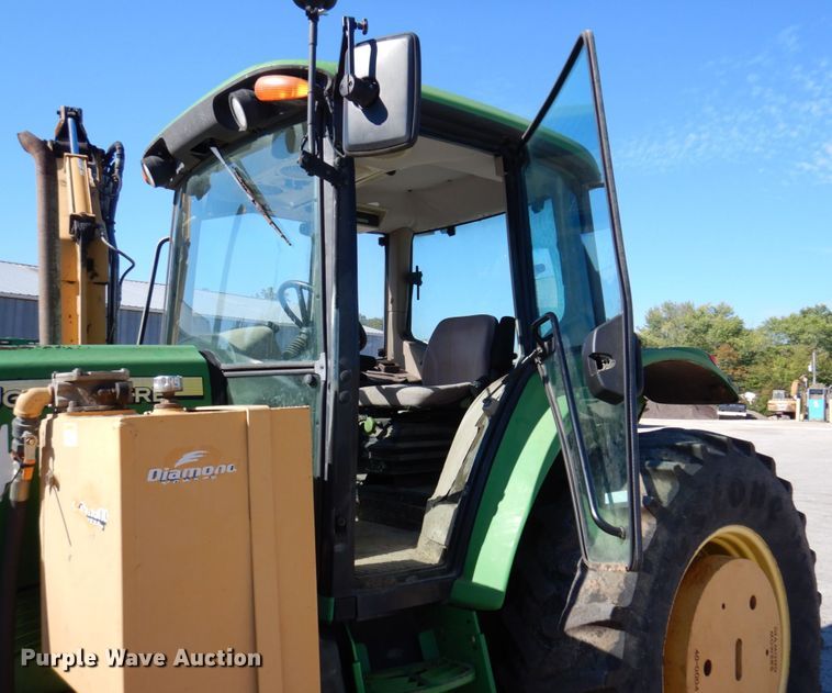 image for item KF9493 2006 John Deere 6615  tractor