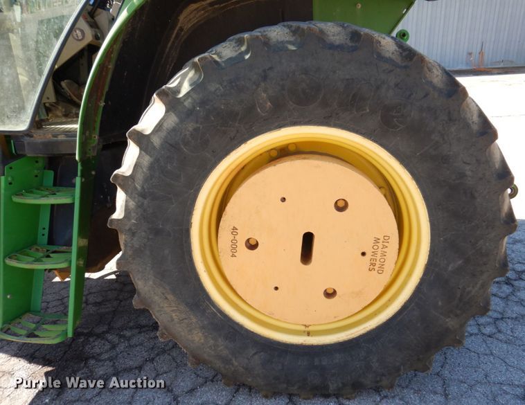 image for item KF9493 2006 John Deere 6615  tractor