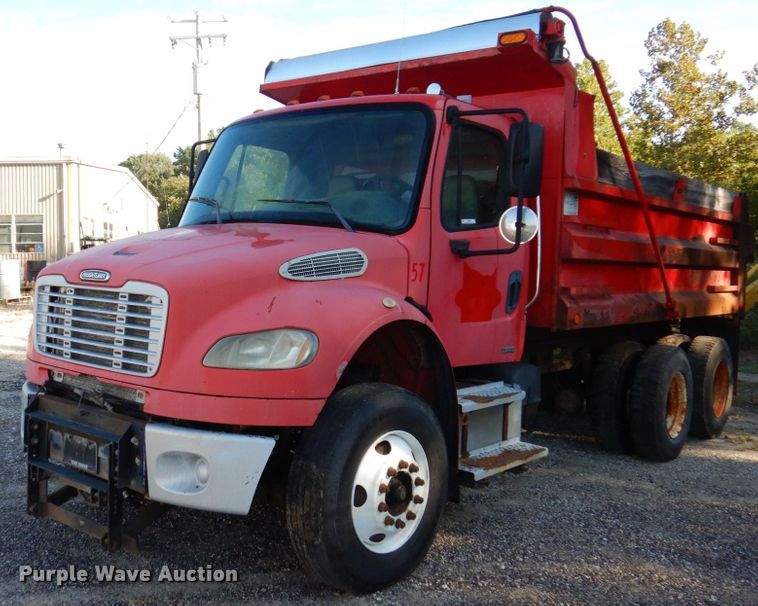 image for item KF9496 2005 Freightliner M2  dump truck