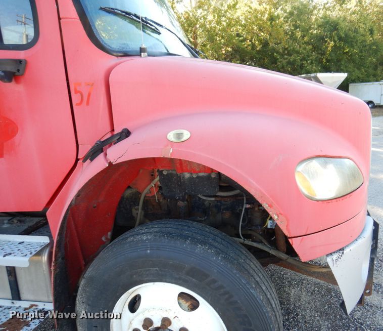 image for item KF9496 2005 Freightliner M2  dump truck