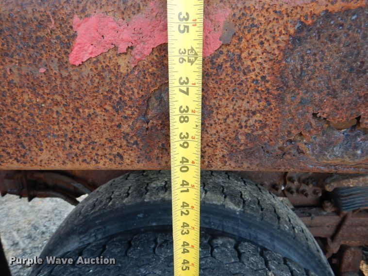 image for item KF9496 2005 Freightliner M2  dump truck