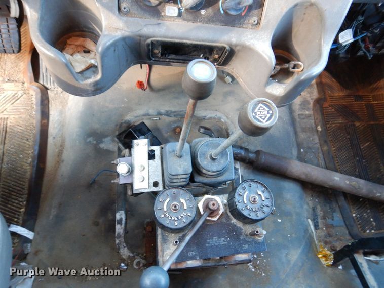 image for item KF9496 2005 Freightliner M2  dump truck