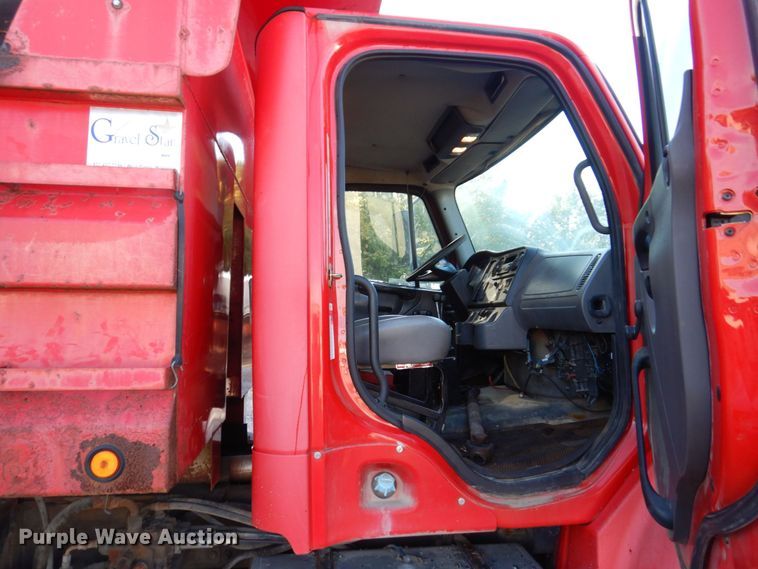 image for item KF9496 2005 Freightliner M2  dump truck