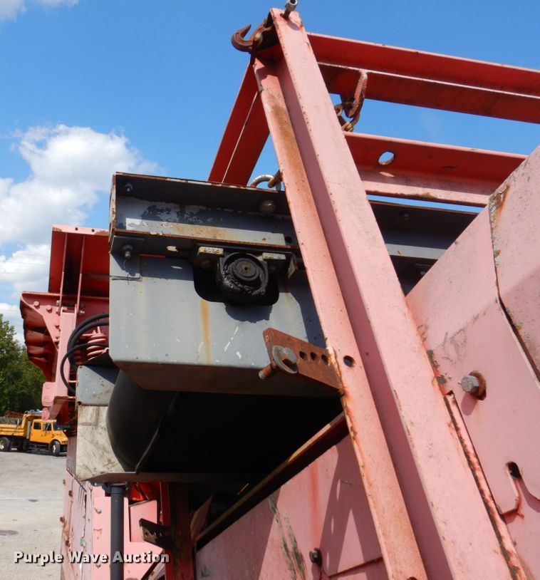 image for item KF9504 2009 Terex Finlay 663W  screening plant