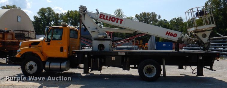 image for item KF9506 2008 International WorkStar 7400  bucket truck