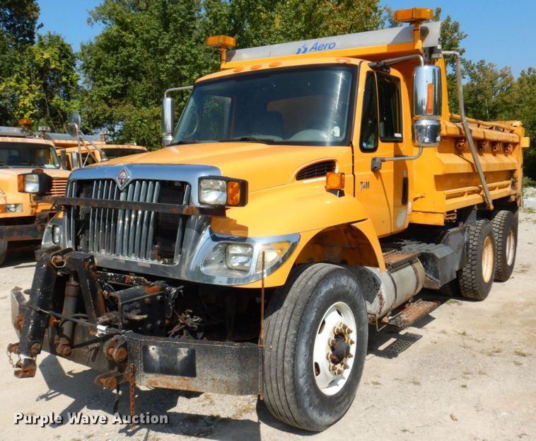 image for item KF9508 2006 International 7400  dump truck