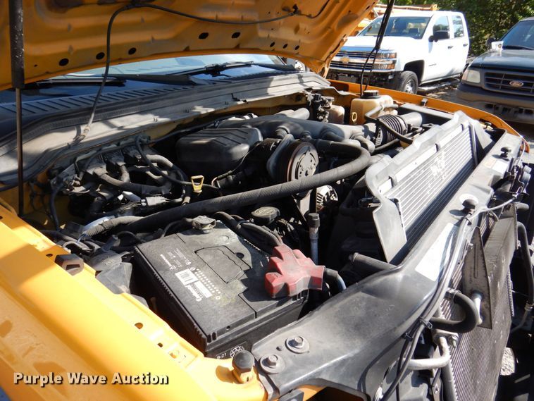 image for item KF9509 2008 Ford F550 Super Duty XL  bucket truck