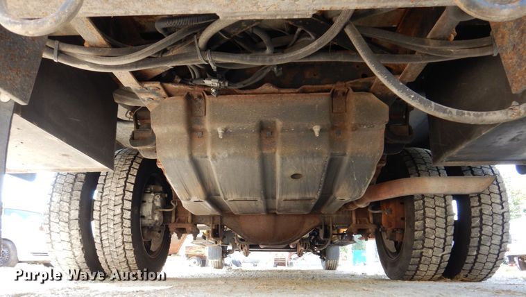 image for item KF9509 2008 Ford F550 Super Duty XL  bucket truck