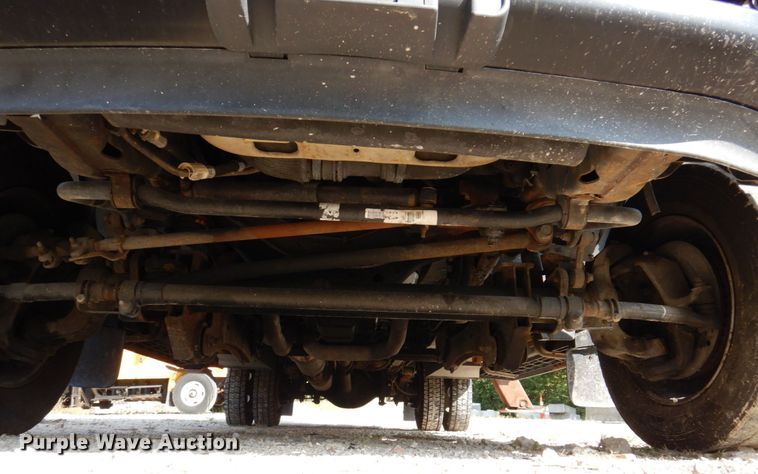 image for item KF9509 2008 Ford F550 Super Duty XL  bucket truck