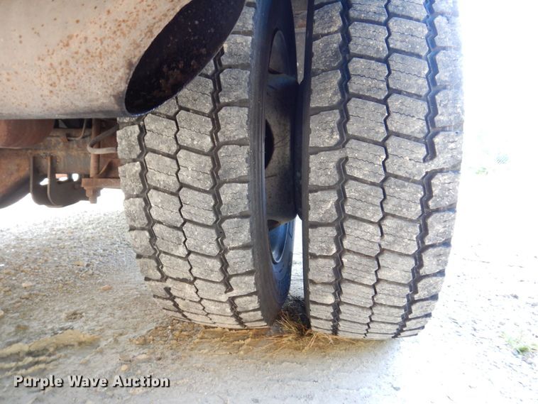 image for item KF9509 2008 Ford F550 Super Duty XL  bucket truck